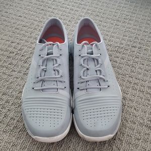 Under Armor Tribase Reign